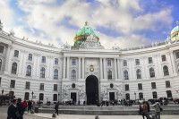 Palatul Imperial Hofburg-fosta resedinta de iarna a dinastiei Habsburgilor,