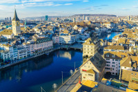 Zurich este incontestabil cel mai important oras elvetian, capitala industriala, comerciala, financiara si universitara a Confederartiei Helvetice si il vom descoperi  intrun tur de oras cu autocar si ghid local.