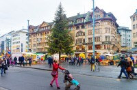 Ne plimbam pe strazile cu piatra cubica din centrul istoric unde fiecare pas pe care il facem ne dezvaluie o poveste