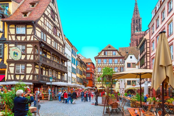 Am ajuns in Alsacia si incepem calatoria noastra in aceasta regiune superba cu tur de oras cu ghid local