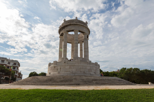 Ancona Monumentul Passeto