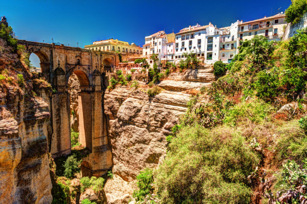 Excursia continua apoi catre Ronda, a treia cea mai vizitata destinatie turistica din sudul Spaniei,