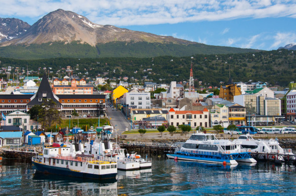 Tur panoramic Ushuaia–portul principal al Antarcticii.