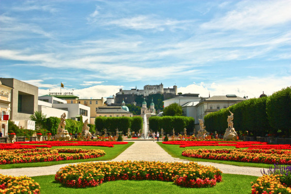 Cetatea Salzburg, Dom-ul, Casa Mozart, Gradinile Mirabell.
