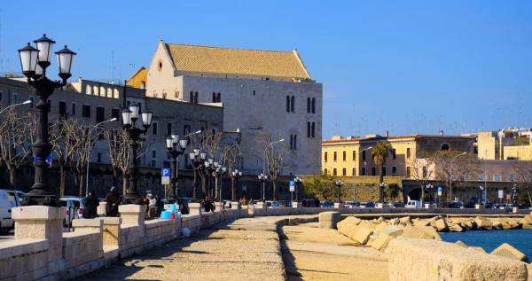 Bari Promenada Biserica San Nicola