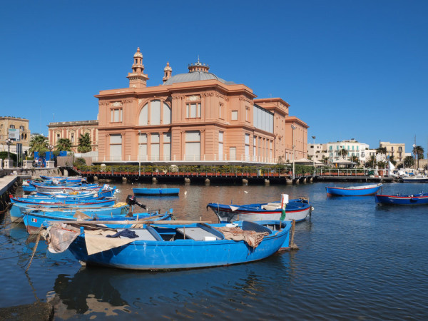 Bari Teatrul Margherita