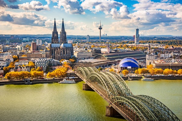 Tur de oras Koln cu ghid local.