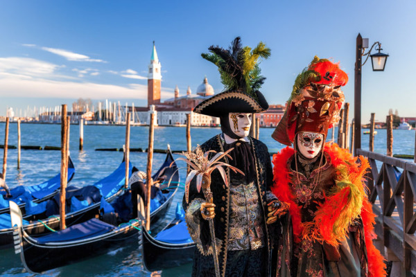 Vacanta la Venetia de Carnaval  !