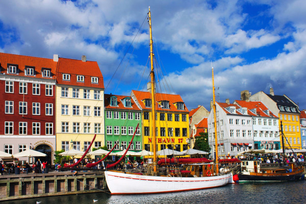 Copenhaga Canal Nyhavn