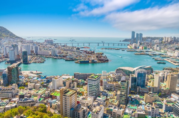 In aceasta zi exploram orasul Busan, a doua metropola a Coreei de Sud, un oras pur si simplu minunat