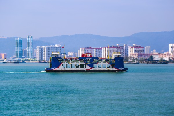Ne continuam drumul catre Penang-"erla Orientului”-insula exotica