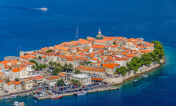 Astazi vom descoperi Insula Korčula - locul natal al marelui navigator, Marco Polo.