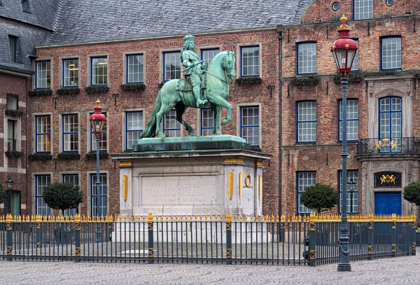 Dusseldorf Statuie Johann Wilhelm II