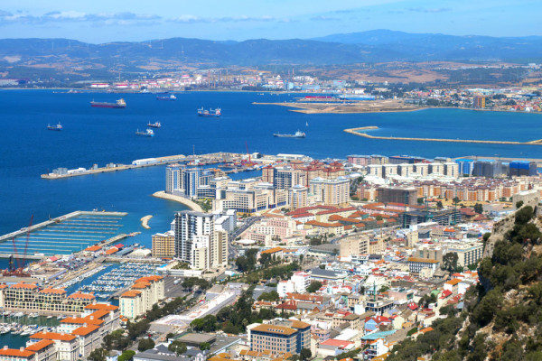 optional, Excursie de 1 zi in Gibraltar, un spatiu mic dar plin de detalii istorice si minuni geografice