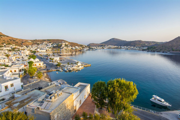 Intoarcere in port, iar apoi in jurul orei 13:00 si vom relua navigarea catre urmatoarea noastra destinatie–Insula Patmos, aflata in grupul insulelor Dodecaneze.