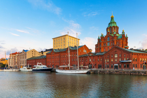 Helsinki orasul vechi, Helsinki Catedrala Uuspenski, Helsinki port vechi in cartierul Katajanokka