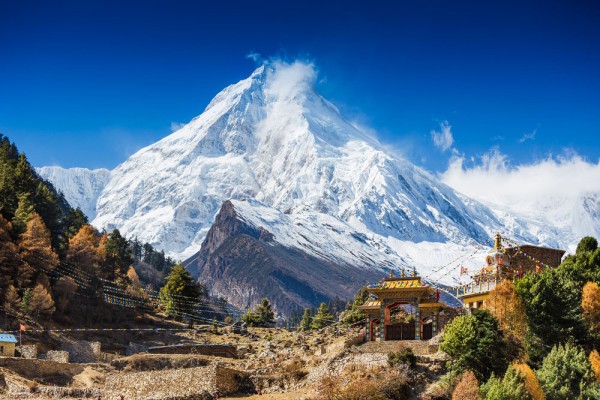 Ajungem in Nepal, tara desemnata de National Geographic una dintre cele mai bune destinatii de aventura din lume.