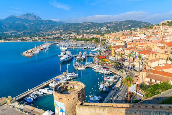 Insula Corsica vedere Calvi Port