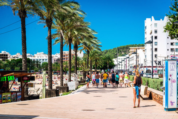 Insula Ibiza Sant Antoni promenada