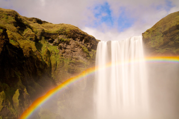 Continuam pe Coasta de Sud, cu opriri la frumoasele cascade Skogarfoss