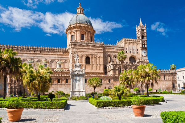 Biserica Santa Maria dell’Ammiraglio, Palatul Normanzilor, Catedrala, Palatul Chiaramonte.