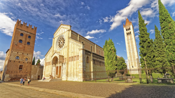 Domul, Basilica San Zeno Maggiore (protectorul orasului).