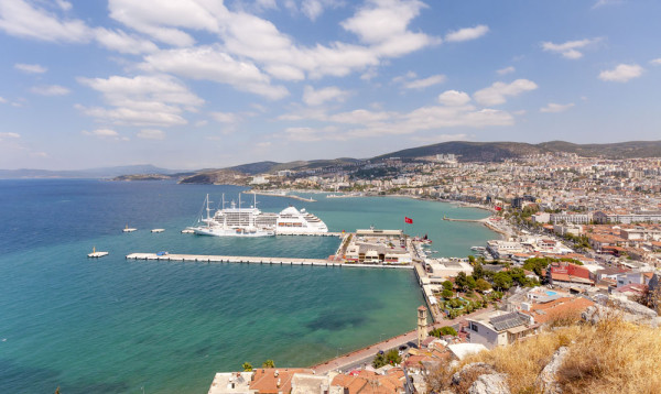 Kusadasi vedere Port