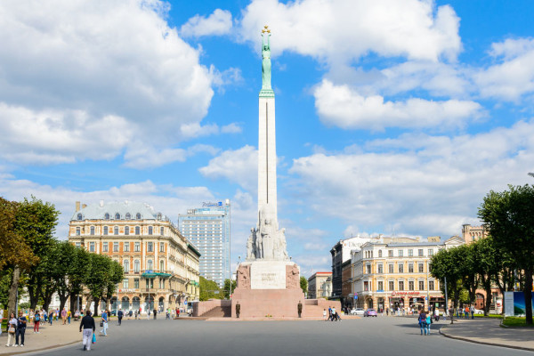 Letonia Riga Monumentul Libertatii