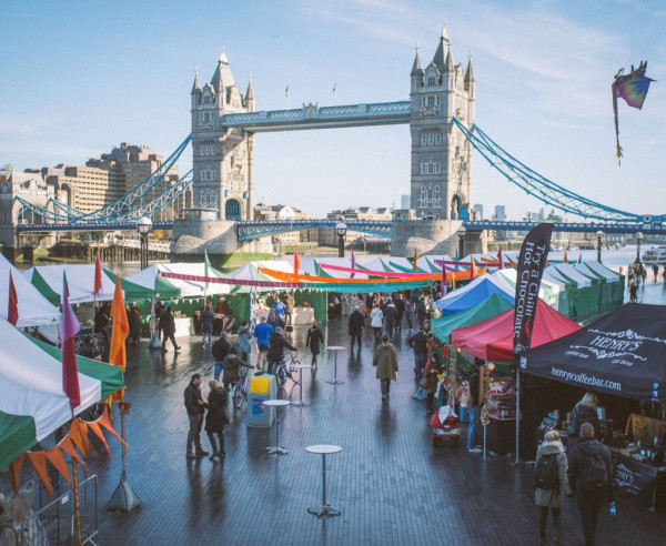 Tower Bridge unul dintre celebrele simboluri ale orasului,