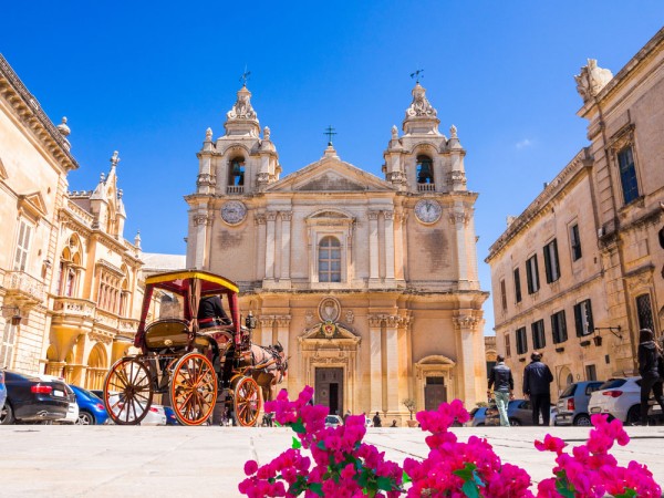 urmata de Mdina – vechea capitala a Maltei, “orasul tacut” cum mai este cunoscut.