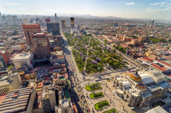 Ne aflam in Mexico City, unul dintre cele mai mari orase ale lumii din punct de vedere al populatiei