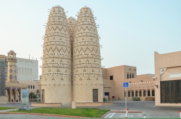 Vom continua cu incantatorul Sat Cultural Katara.