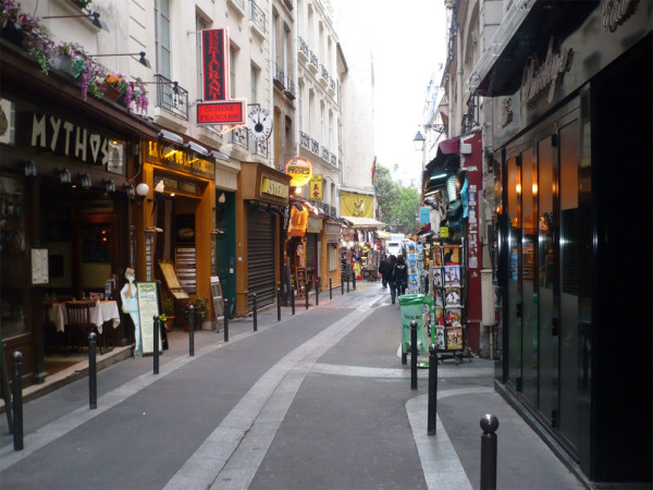 Rue Huchette–una dintre cele mai vechi strazi din Paris