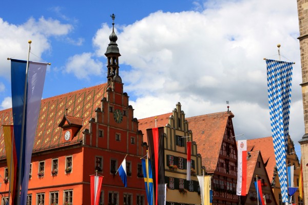 Calatoria pe Romantische Strasse continua si astazi, ajungandu-se in Dinkelsbuhl, fost oras imperial