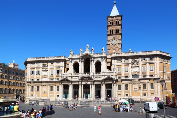 Biserica Santa Maria Maggiore este una dintre cele patru mari biserici din Roma