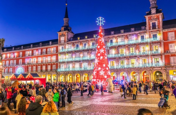 NOU Va invitam in vacanta la Pietele de Craciun de la Madrid !