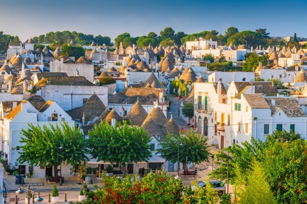 De la case Trulli la arhitectura Baroca si plaje aurii !
