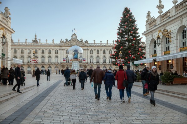 Pentru ziua de azi va propunem o excursie optionala la Nancy.
