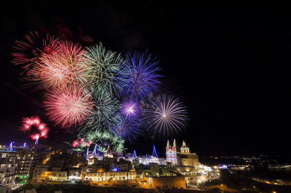 La multi ani 2024 ! Revelion in Insula Malta