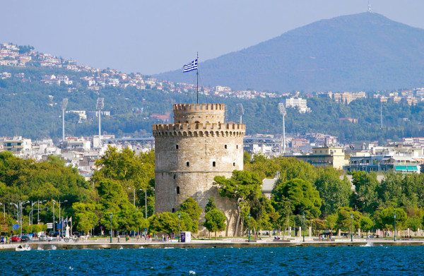 In prima parte a zilei vom face un tur panoramic Salonic cu autocarul