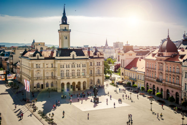 Optional Excursie la Novi Sad, al doilea oras al tarii, ce  va fi, impreuna cu Timisoara capitala culturala europeana in anul 2021.