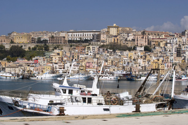 Vom pleca spre Agrigento.