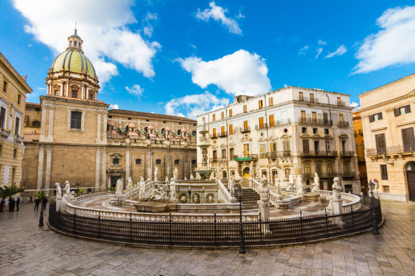 Sicilia Palermo Piazza Pretoria Fontana Pretoria