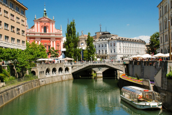 Slovenia Ljubliana Raul Tromostovje