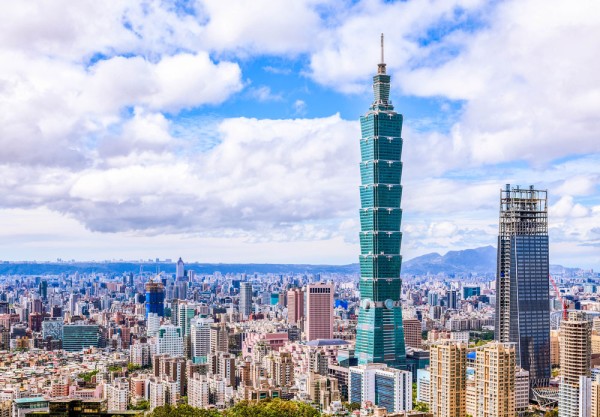 Ne aflam in Taiwan, o insula a frumusetii salbatice si a inovatiei moderne.