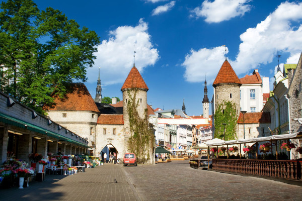 Tallinn Faimoasele Porti Viru, parte din orasul vechi. Portile Viru au fost construite in Sec XIV-lea si sunt inca in picioare.