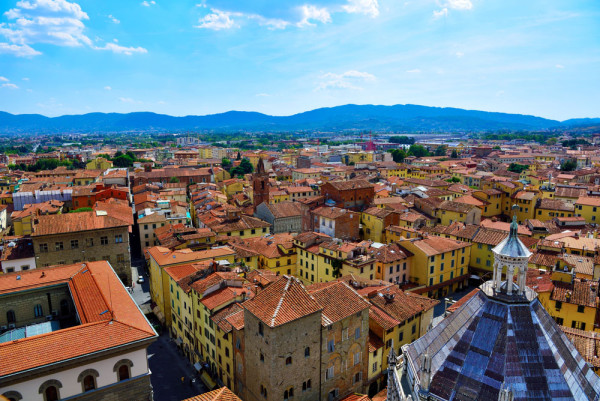 Pistoia, impresioneaza prin arhitectura sa medievala fiind mentionat si in Divina Comedie a lui Aligheri.