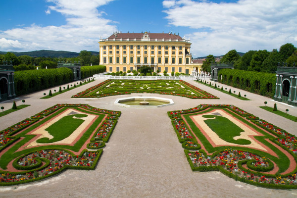 Viena gradinile Palatului Schonbrunn